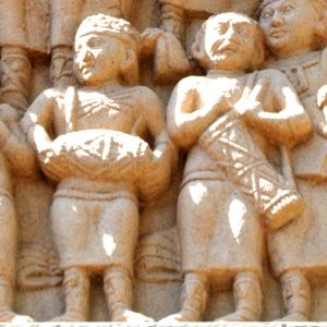 Foreigners at Sanchi Stupa I North Gateway2.jpg