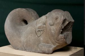 01 Kaushambi Makara pillar capital, 2nd century BCE.jpg
